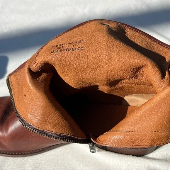 🤎Frye boots! Soft, sturdy, so stylish. - Picture 12 of 16